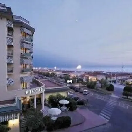 Piccadilly Hotel