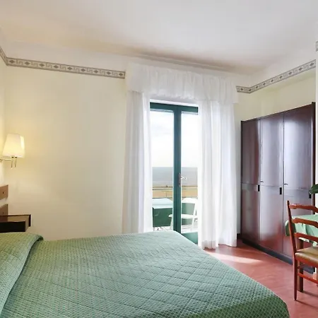 Hotel Piccadilly 3*